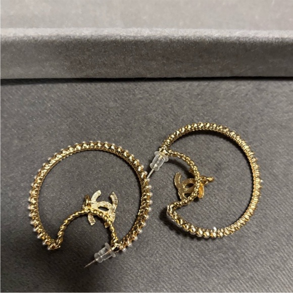 CHANEL Hoop Earrings with Interlocking CC Charm - Picture 6 of 7